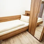 Bayrischer Hof אורחן 3*