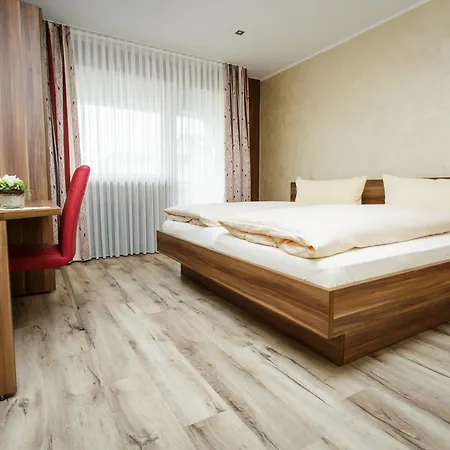 Bayrischer Hof Herberg 3*