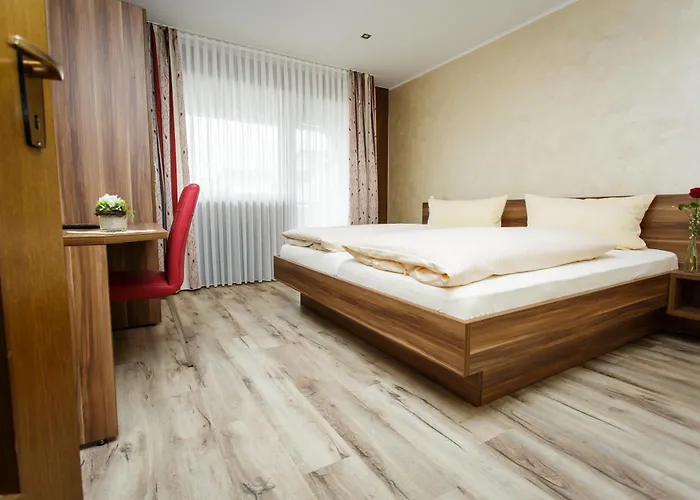 Bayrischer Hof Gasthof 3*